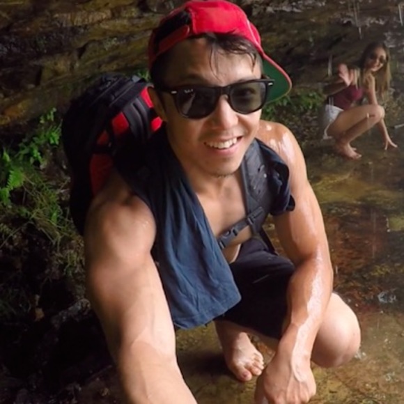 Meet your Posher, Kong - Picture 1 of 1